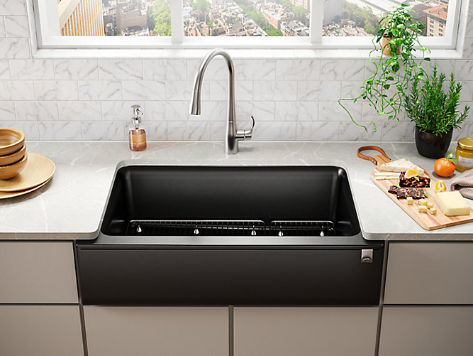 Farmhouse Kitchen Sink With Tall A, Are Farmhouse Sinks Expensive To Install In Spain